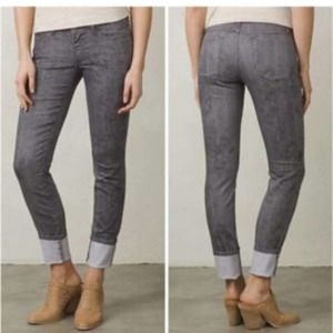 Prana Kara Moonlight Pearl Gray and Lavender Jean Pants, EUC, Size 6/28